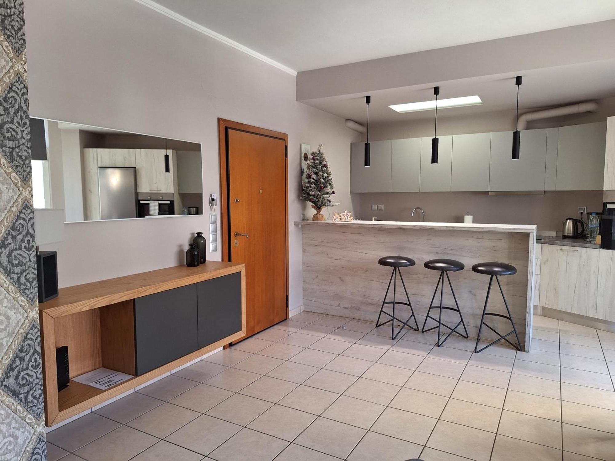 Apartment Ioanna's Luxury Two Bedroom *