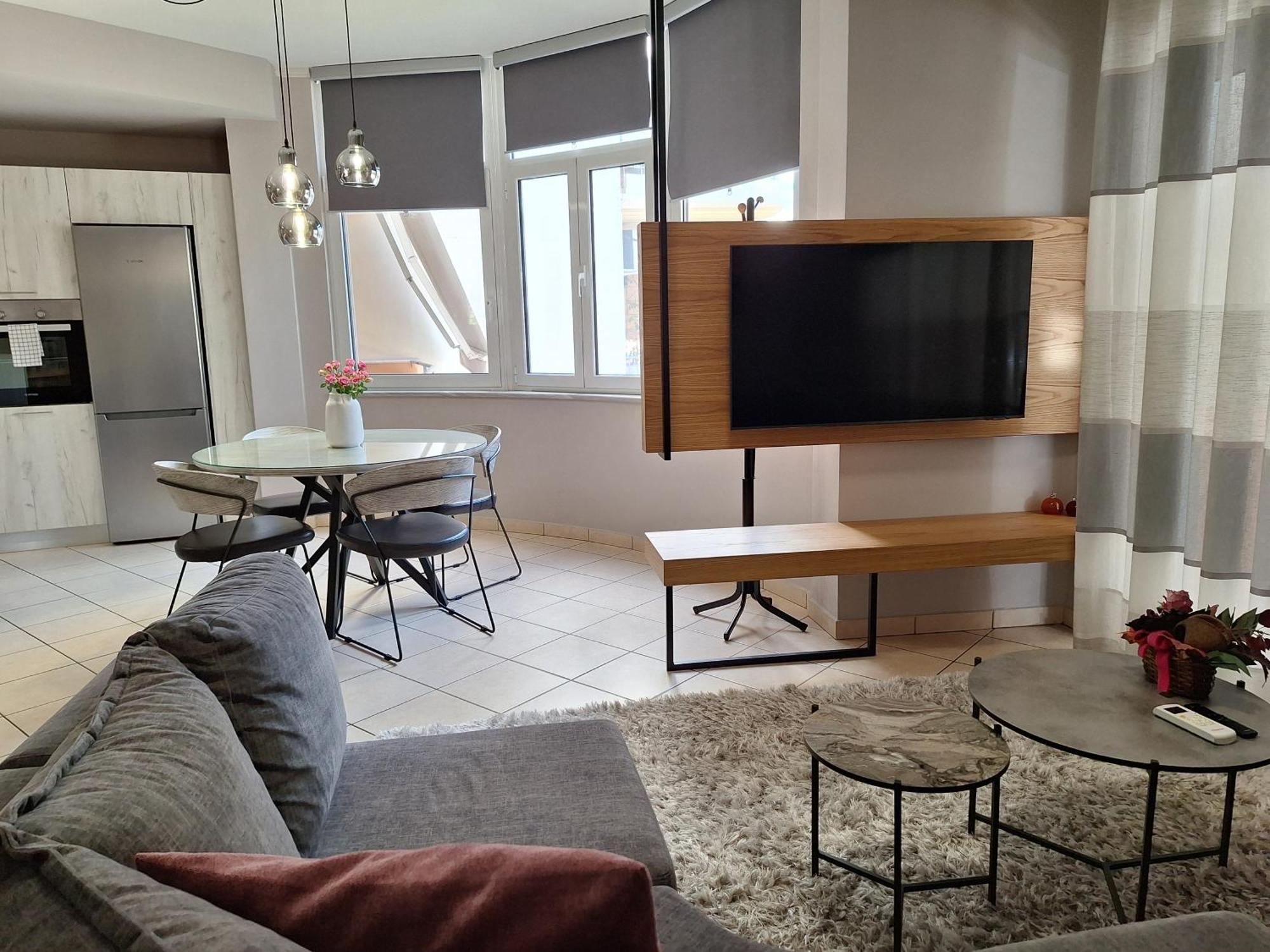 Ioanna's Luxury Two Bedroom Apartment Nafplio